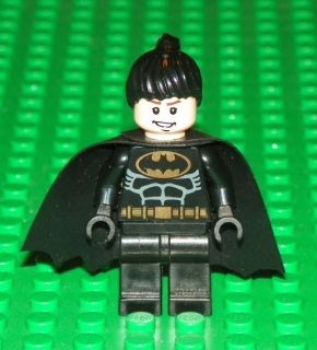 LEGO BATMAN   CUSTOM BATGIRL   MINI FIG (BLACK BAT SUIT)