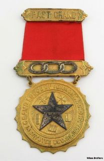 Past Grand Odd Fellows Medal 1847 Vermont Lodge Ribbon Three Rings