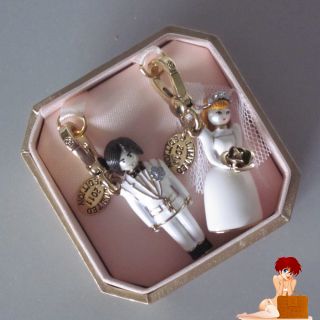 Juicy Couture Bride and Groom 2011 Ed 2 Charm Set Gold $88