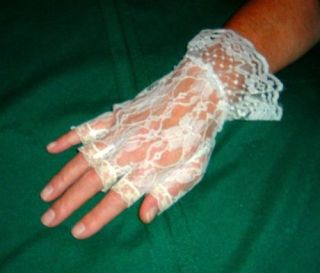 Gloves Lace Wrist White Ruffle Victorian Fingerless