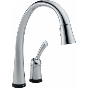 Delta Faucet 980T DST Pilar One Handle Pull Out Spray Kitchen Faucet