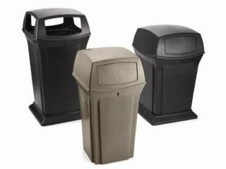 Rubbermaid 45 gal Ranger Container   Dome Top, 4 Access Openings, Black