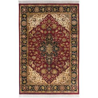 Hand knotted Exotic Border Maroon Semi worsted New Zealand Wool Rug (79 X 99)