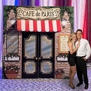 La Paris Cafe Prop