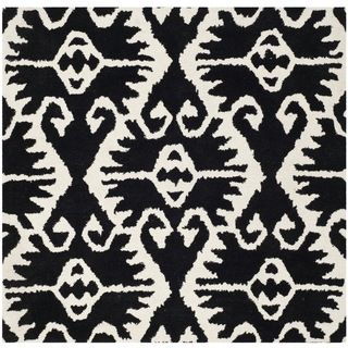 Safavieh Hand made Wyndham Black/ Ivory Wool Rug (7 Square)