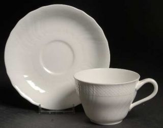 Villeroy & Boch Louisenburg White Flat Cup & Saucer Set, Fine China Dinnerware  