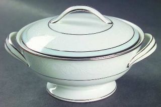 Noritake Brandon Sugar Bowl & Lid, Fine China Dinnerware   Blue Band, White Flow