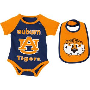 Auburn Tigers Colosseum NCAA Newborn Junior Creeper/Bib Set