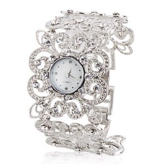 Womens Fashionable Alloy Analog Quartz Bracelet Flower shaped Watch (Silver)