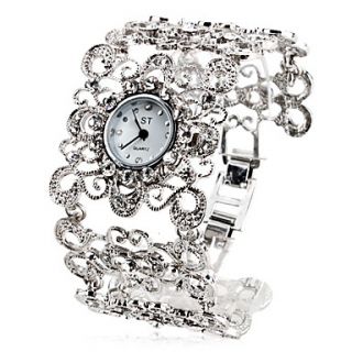 Womens Antique Alloy Style Analog Quartz Bracelet Watch (Silver)