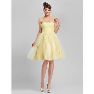 Ball Gown Sweetheart Knee length Tulle Bridesmaid Dress