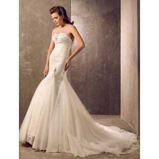Trumpet/Mermaid Sweetheart Court Train Tulle And Lace Wedding Dress (945604)