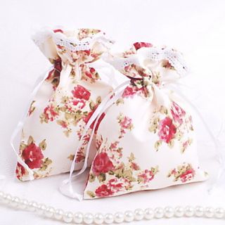 Cloth Drawstring Favor Bags With Lace Edge   Set of 12