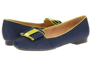 Isaac Mizrahi New York Katharine 3 Womens Slip on Shoes (Navy)