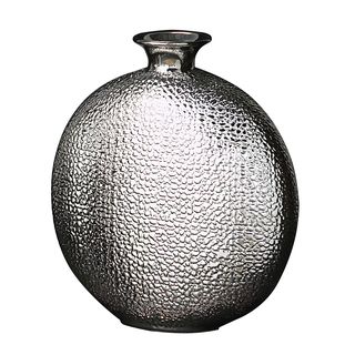 Medium Metallic Colored Ceramic Crocodile Vase (SilverMaterials CeramicDimensions 14 inches long x 5 inches wide x 15 inches high )