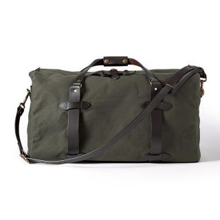Filson Medium Otter Green Duffle Bag (GreenMaterials Water repellent heavy duty canvasDimensions 14 inches high x 25 inches wide x 13 inches deepWeight 3 pounds )