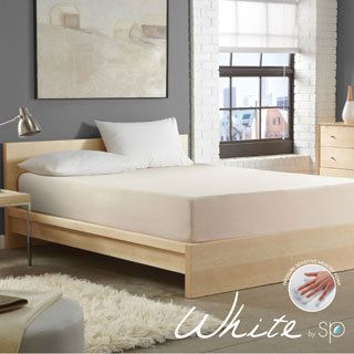 White By Sarah Peyton 10 inch Convection Cooled Firm Support Queen size Memory Foam Mattress