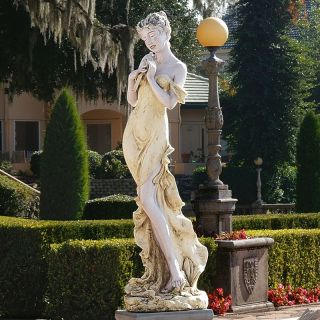Design Toscano Thalia Muse of the Garden Oversized Sculpture Multicolor   EU6841